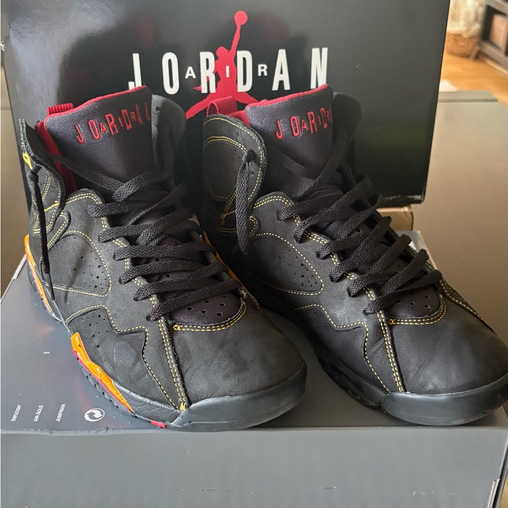 Air Jordan 7 Retro Citrus Hightop Sneakers